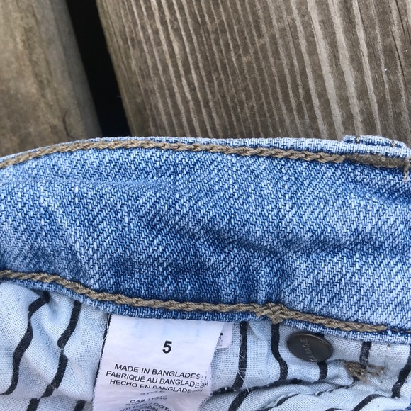 Garage High waisted Distressed Denim Shorts 5 - Picture 5 of 5